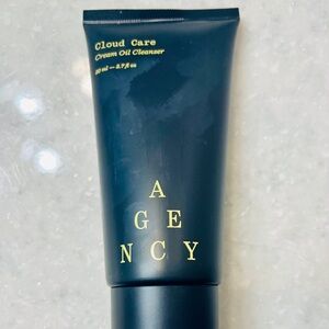 Agency cloud care cleanser
